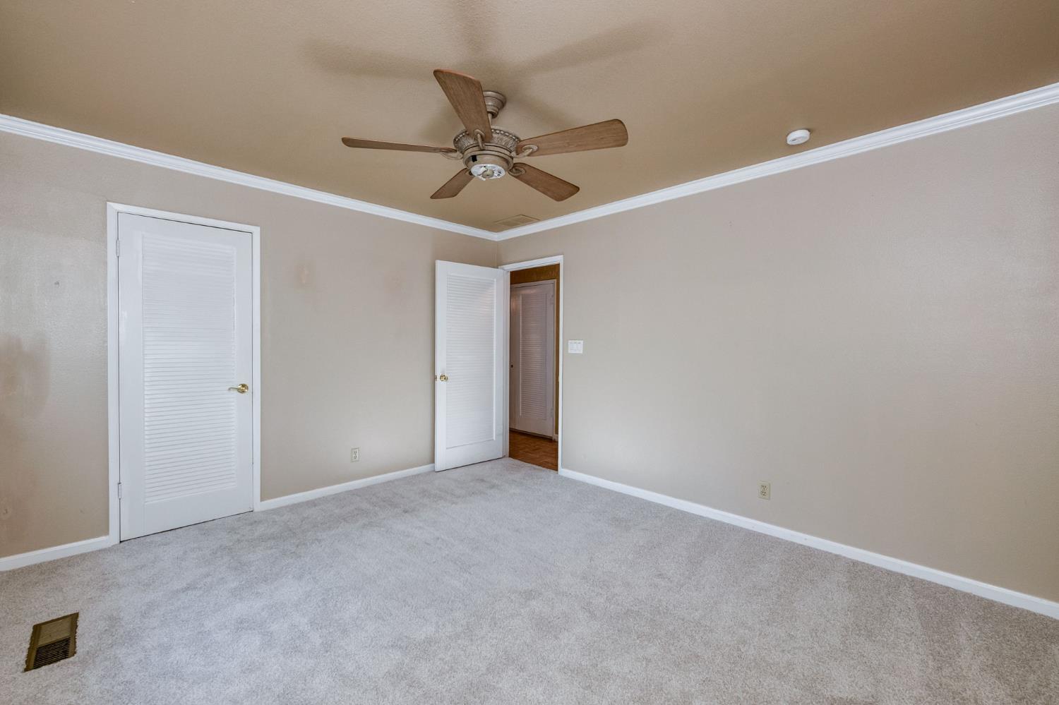 1411 W Sample Ave, Fresno, CA 93711