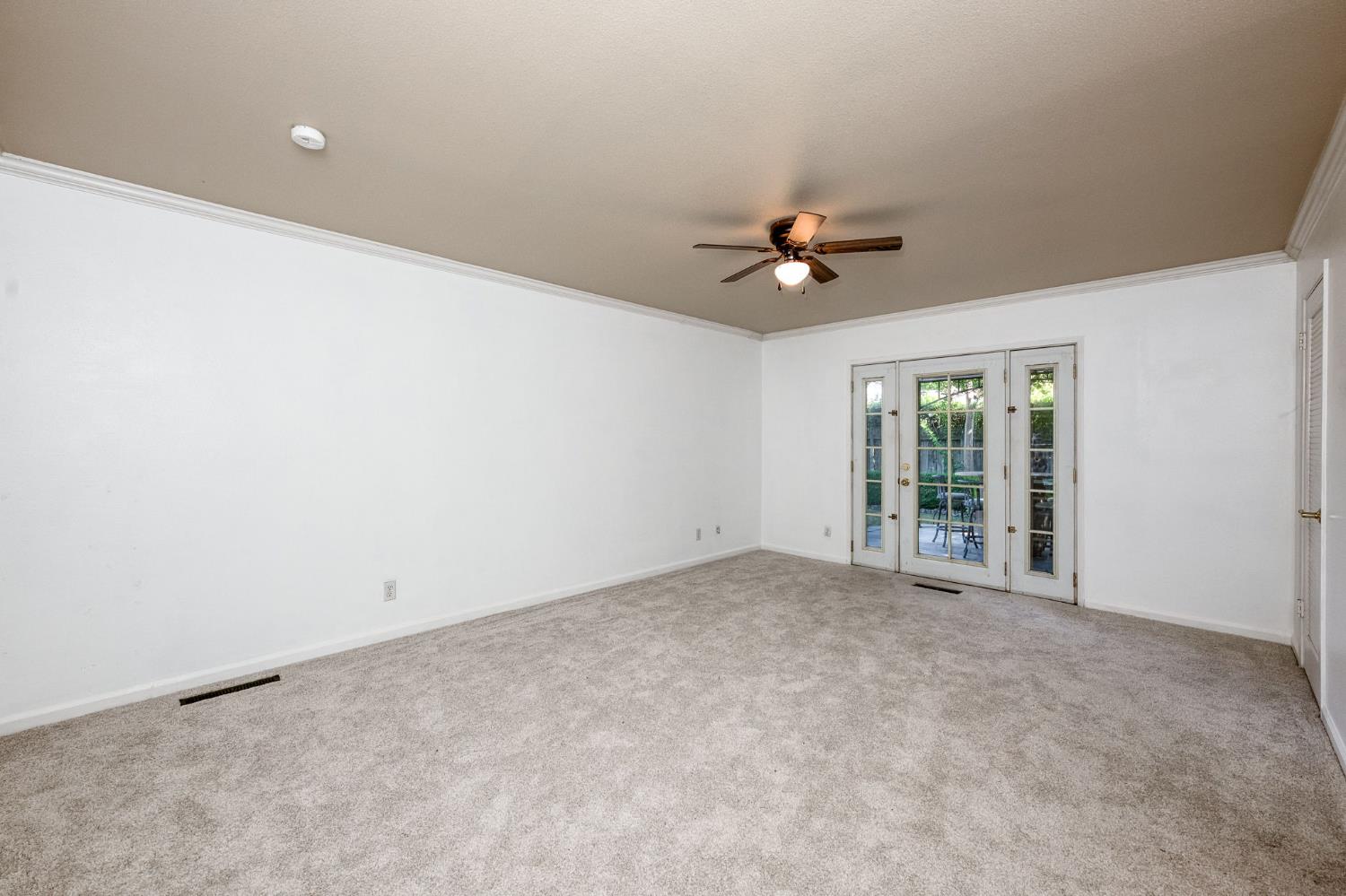 1411 W Sample Ave, Fresno, CA 93711