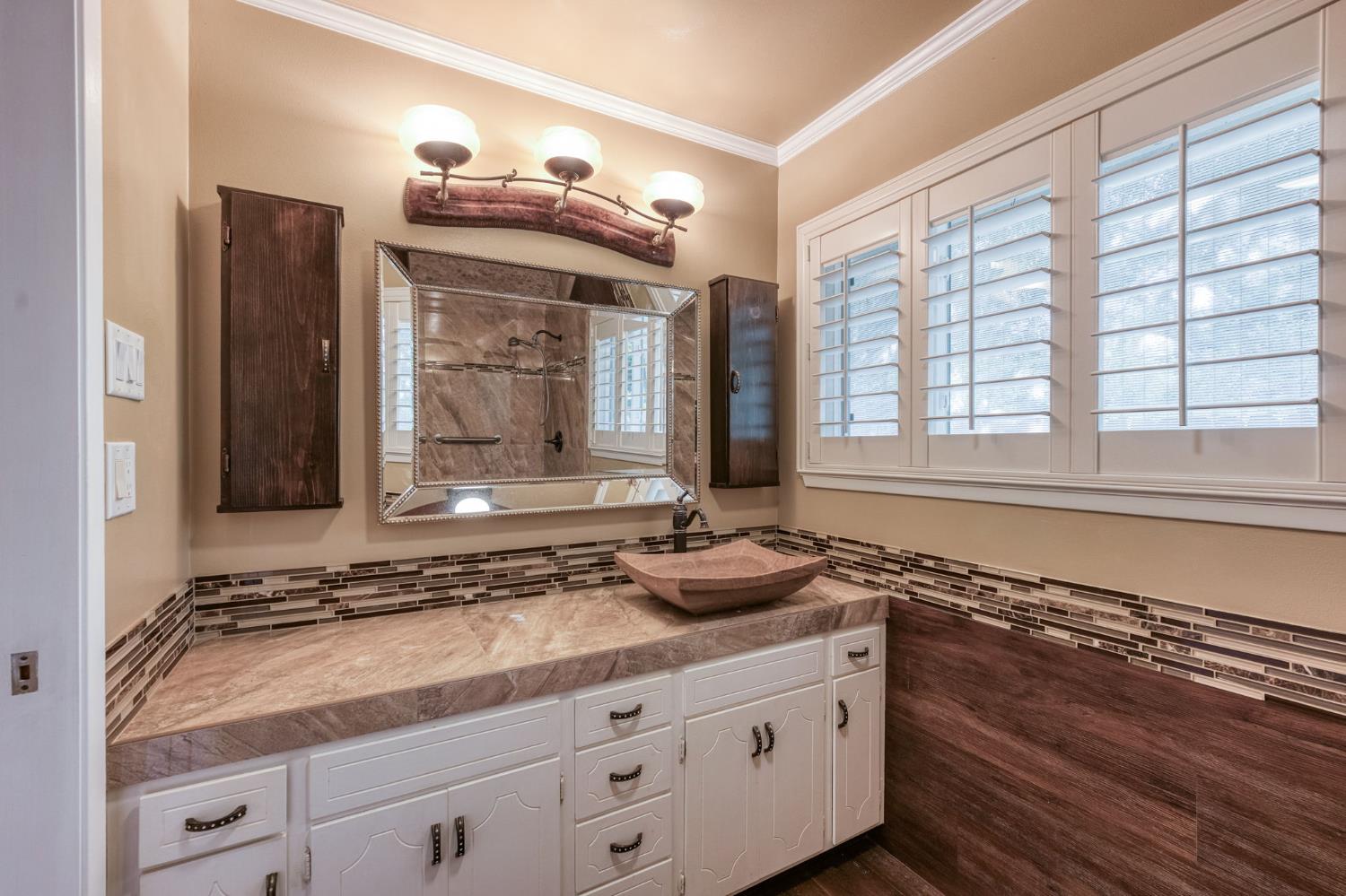 1411 W Sample Ave, Fresno, CA 93711