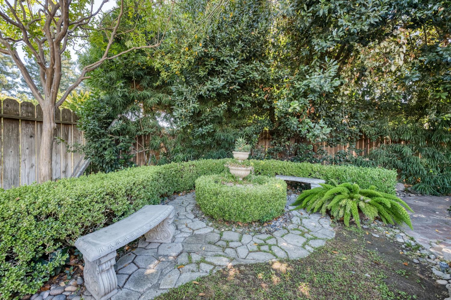 1411 W Sample Ave, Fresno, CA 93711