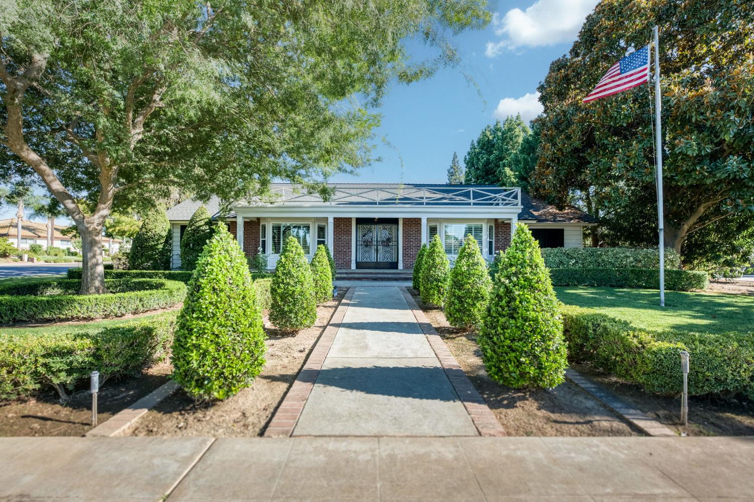 1411 W Sample Ave, Fresno, CA 93711