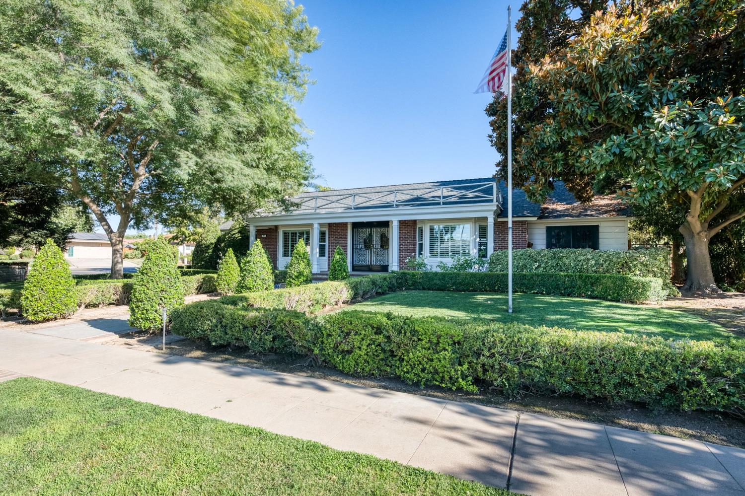 1411 W Sample Ave, Fresno, CA 93711