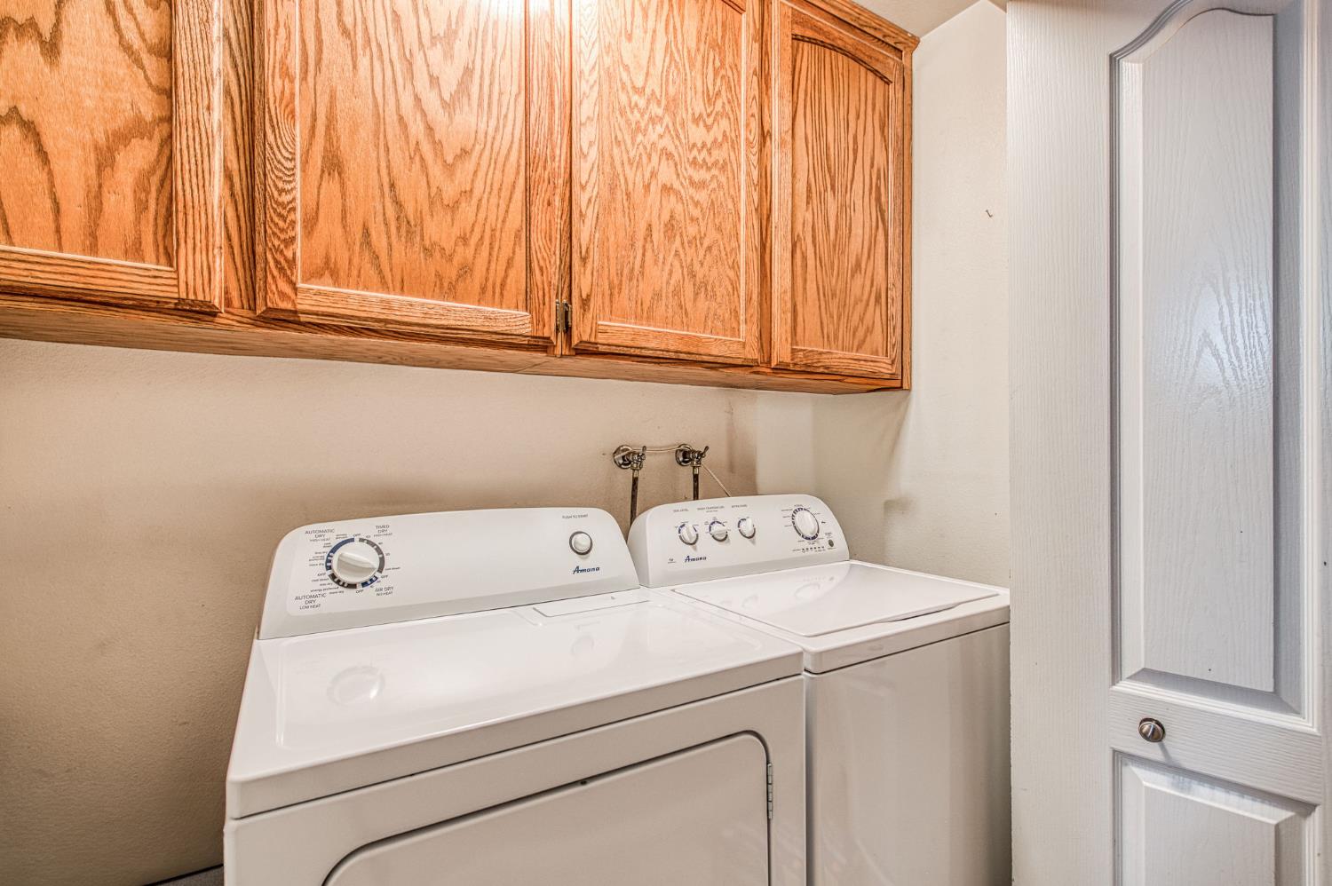 1751 E Brandon Ln, Fresno, CA 93720