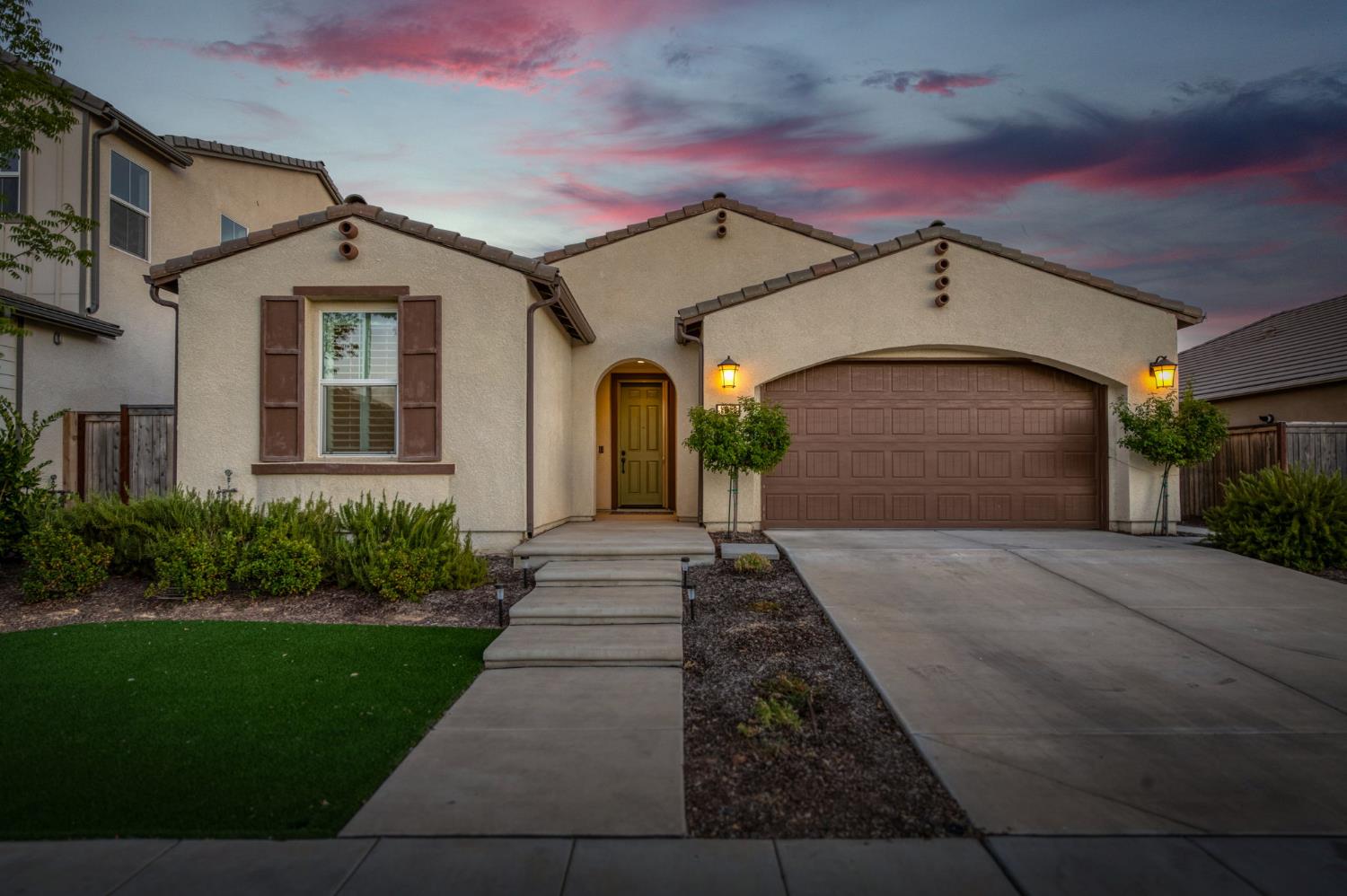 1010 Horizon Dr, Madera, CA 93636