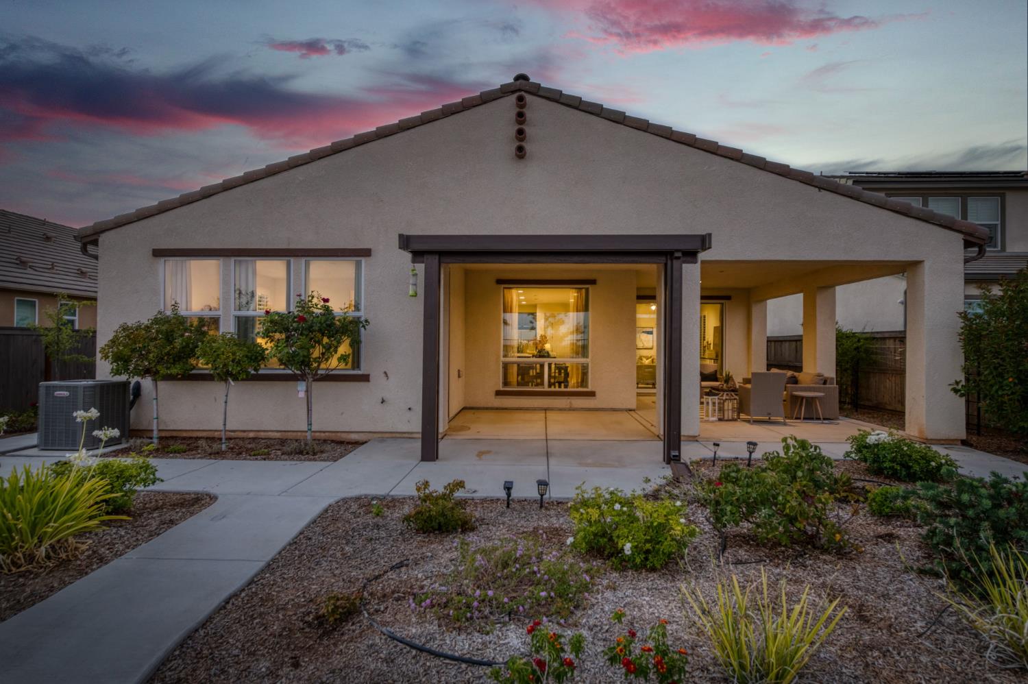 1010 Horizon Dr, Madera, CA 93636