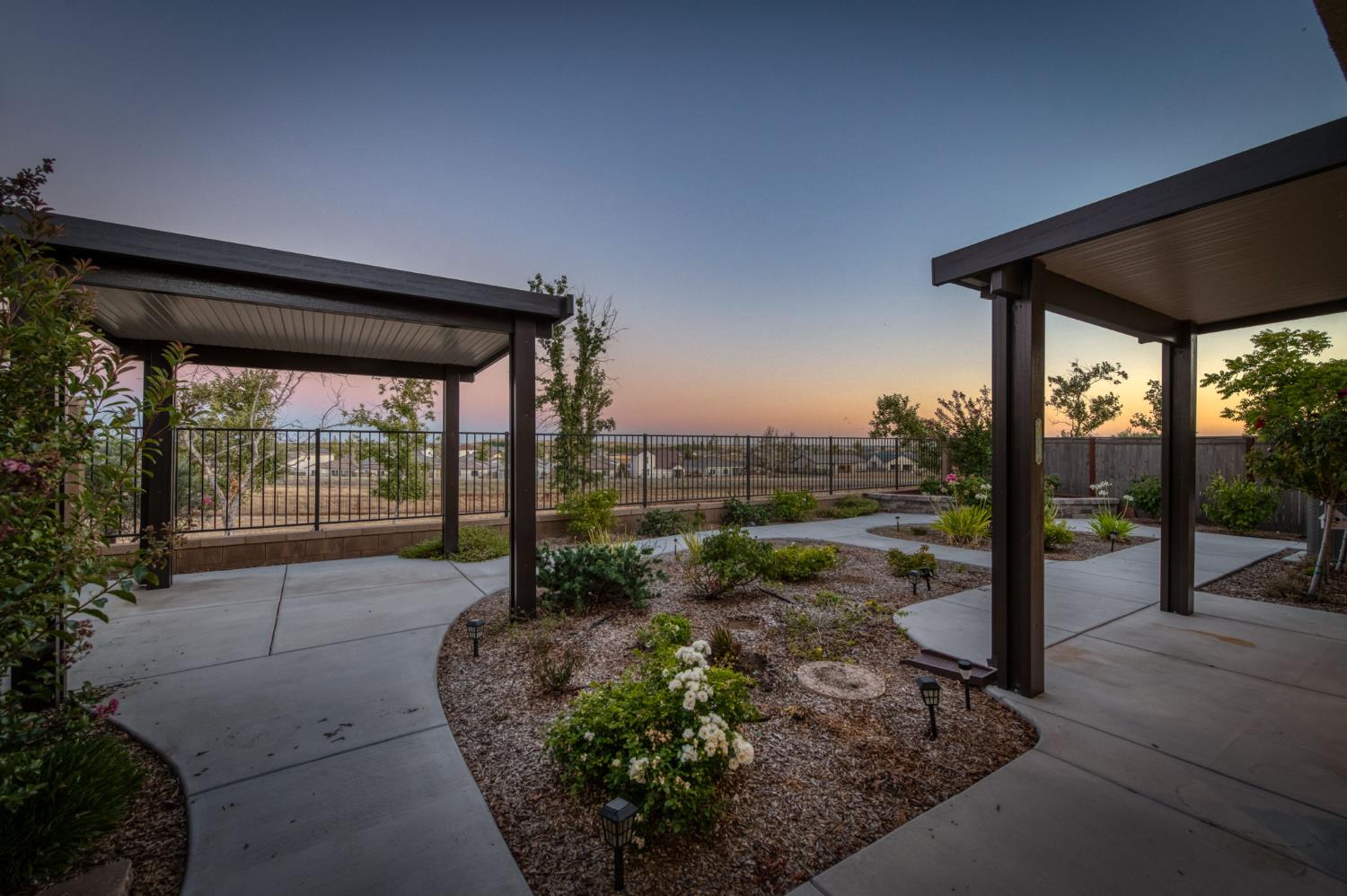 1010 Horizon Dr, Madera, CA 93636