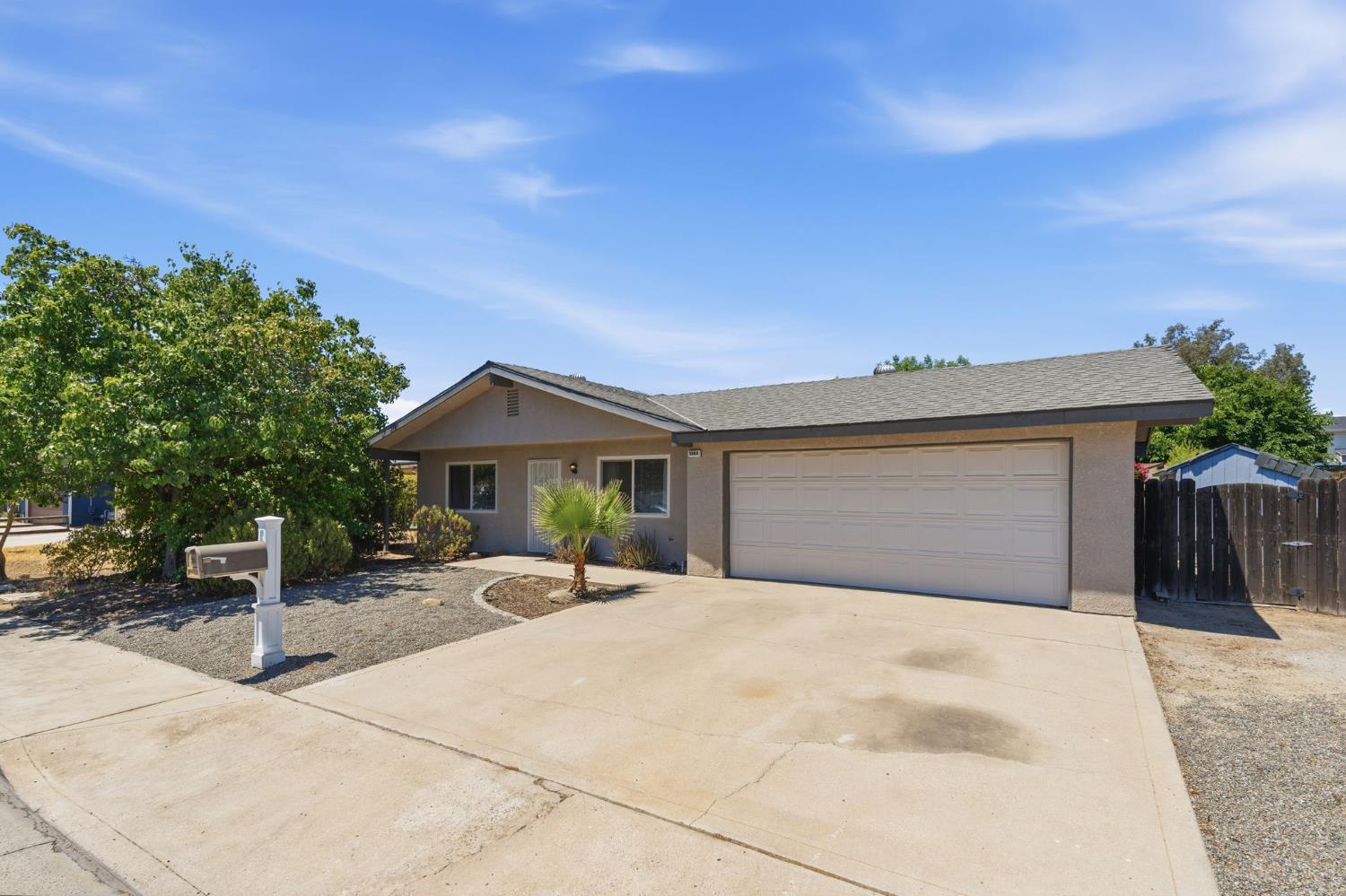 3044 Adler Ave, Clovis, CA 93612