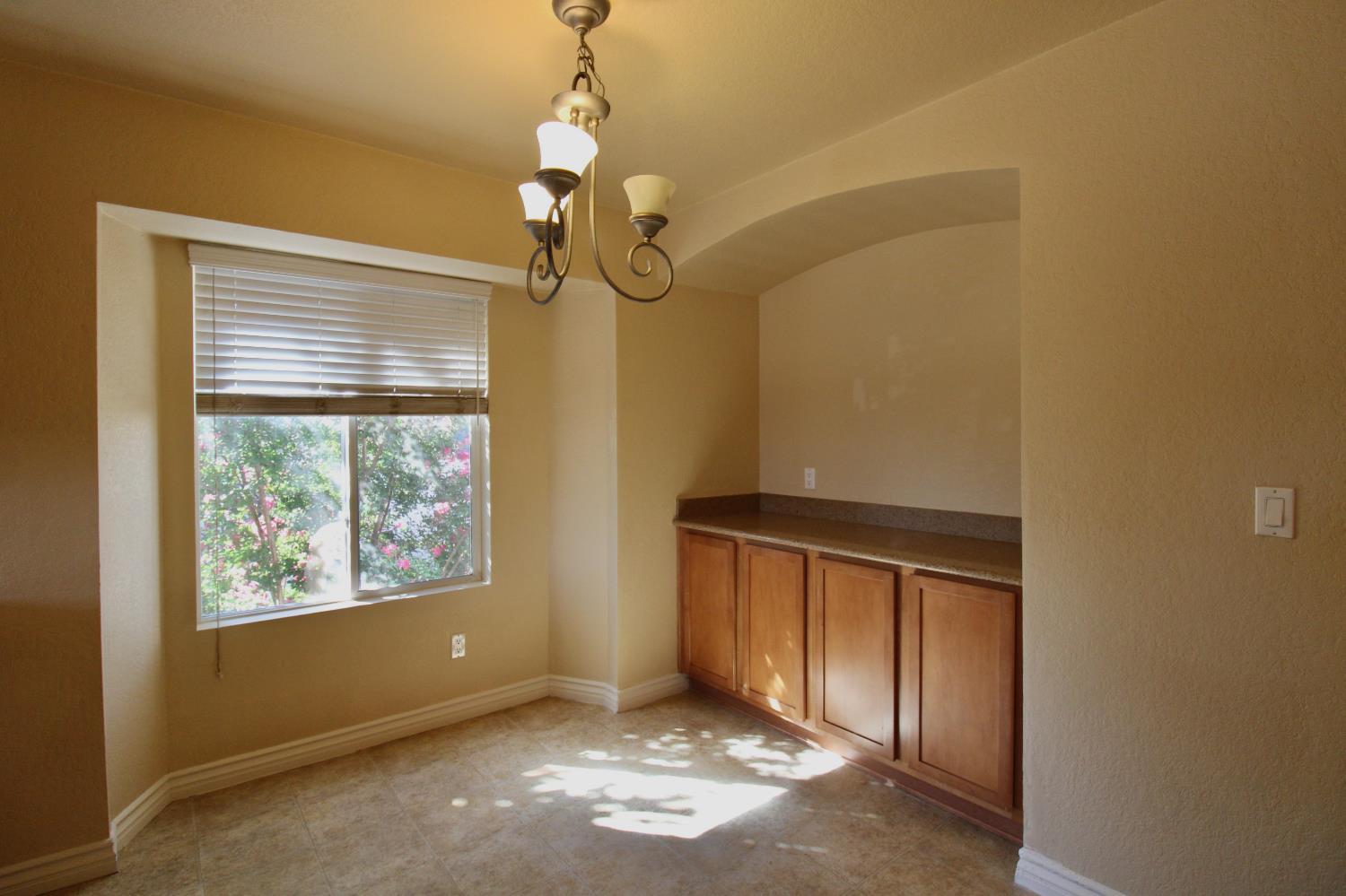 3739 W Bullard Ave #209, Fresno, CA 93711