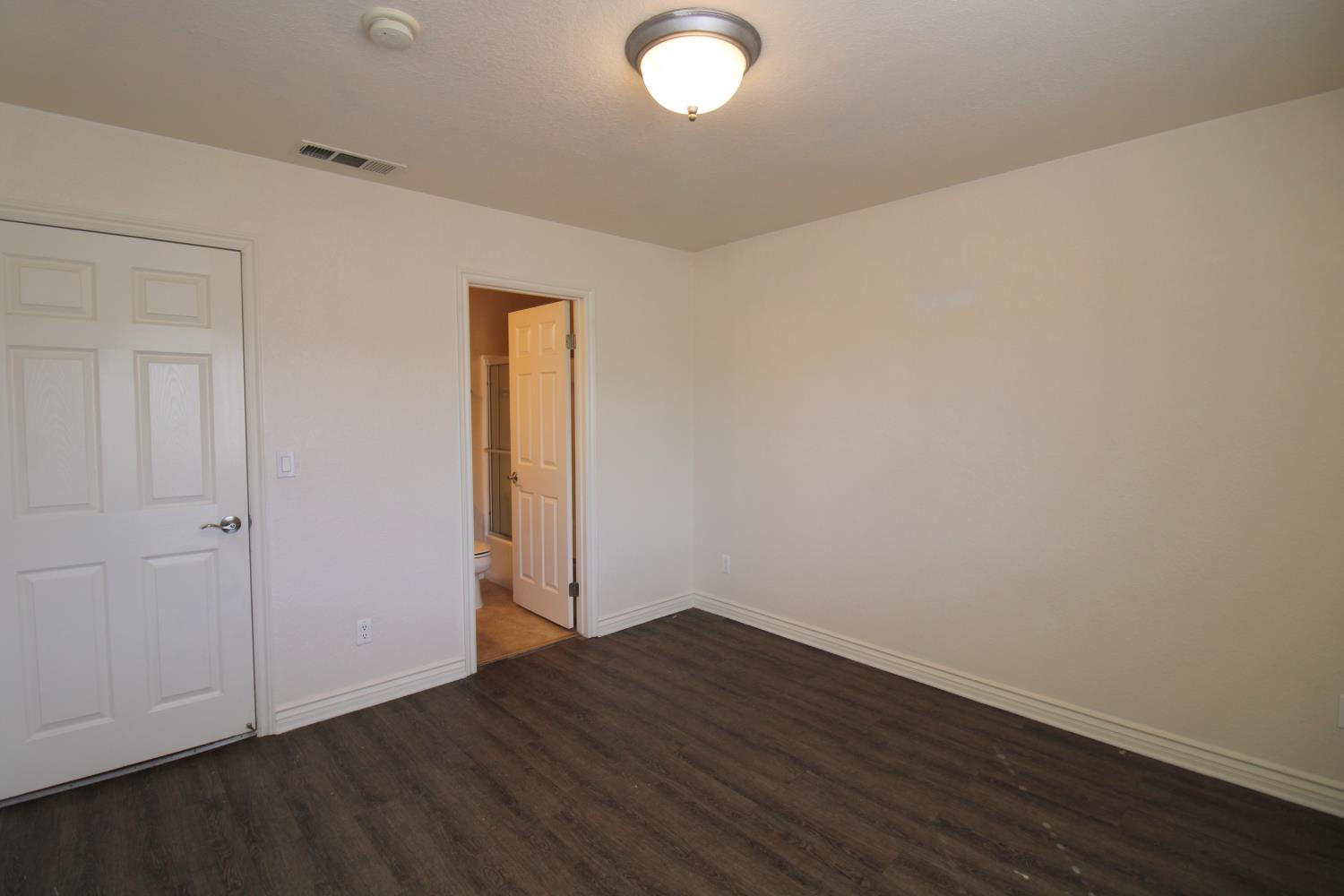 3739 W Bullard Ave #209, Fresno, CA 93711