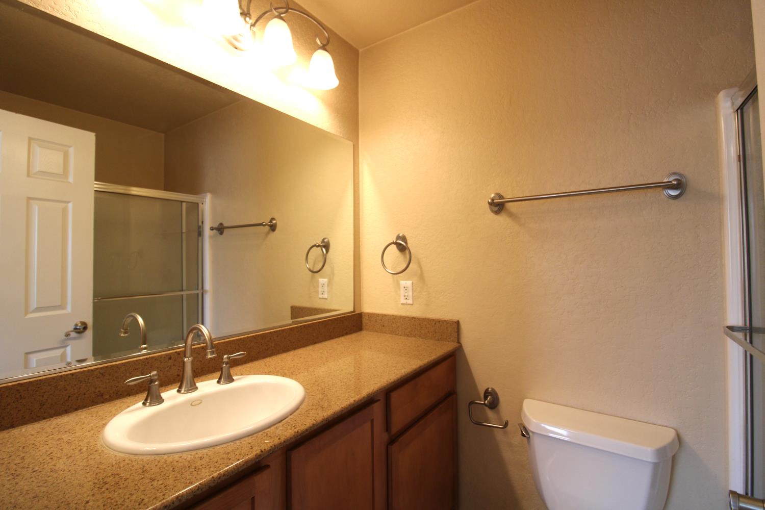 3739 W Bullard Ave #209, Fresno, CA 93711