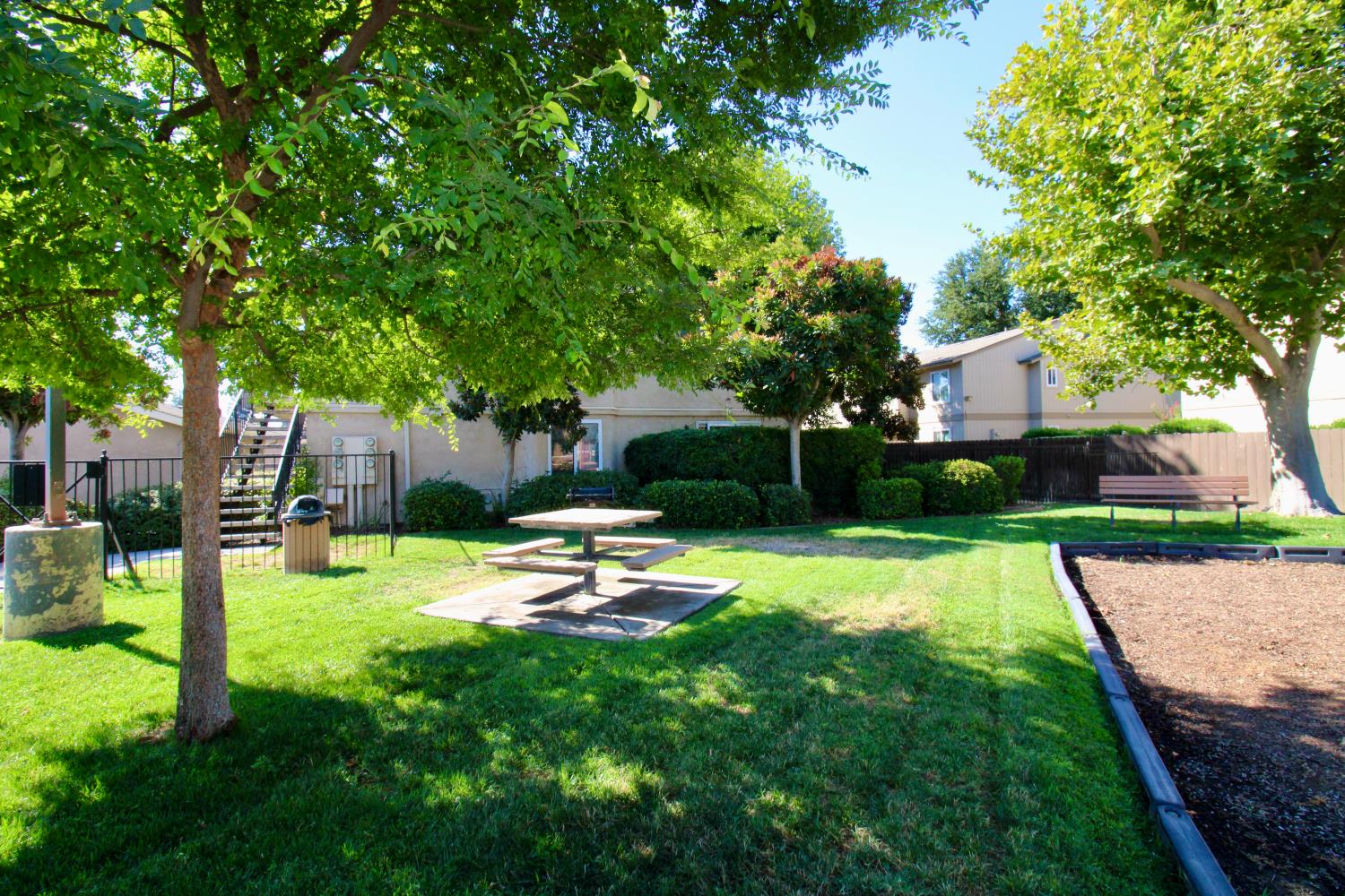 3739 W Bullard Ave #209, Fresno, CA 93711