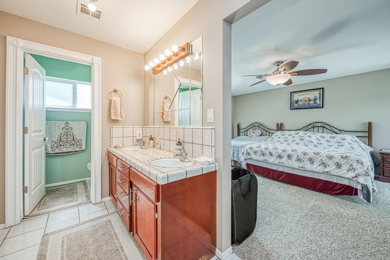3590 S McCall Ave, Sanger, CA 93657