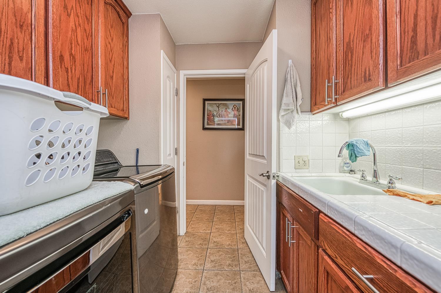 3590 S McCall Ave, Sanger, CA 93657