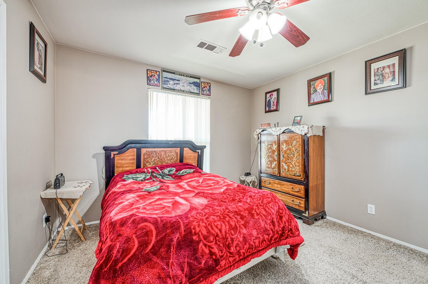 3590 S McCall Ave, Sanger, CA 93657