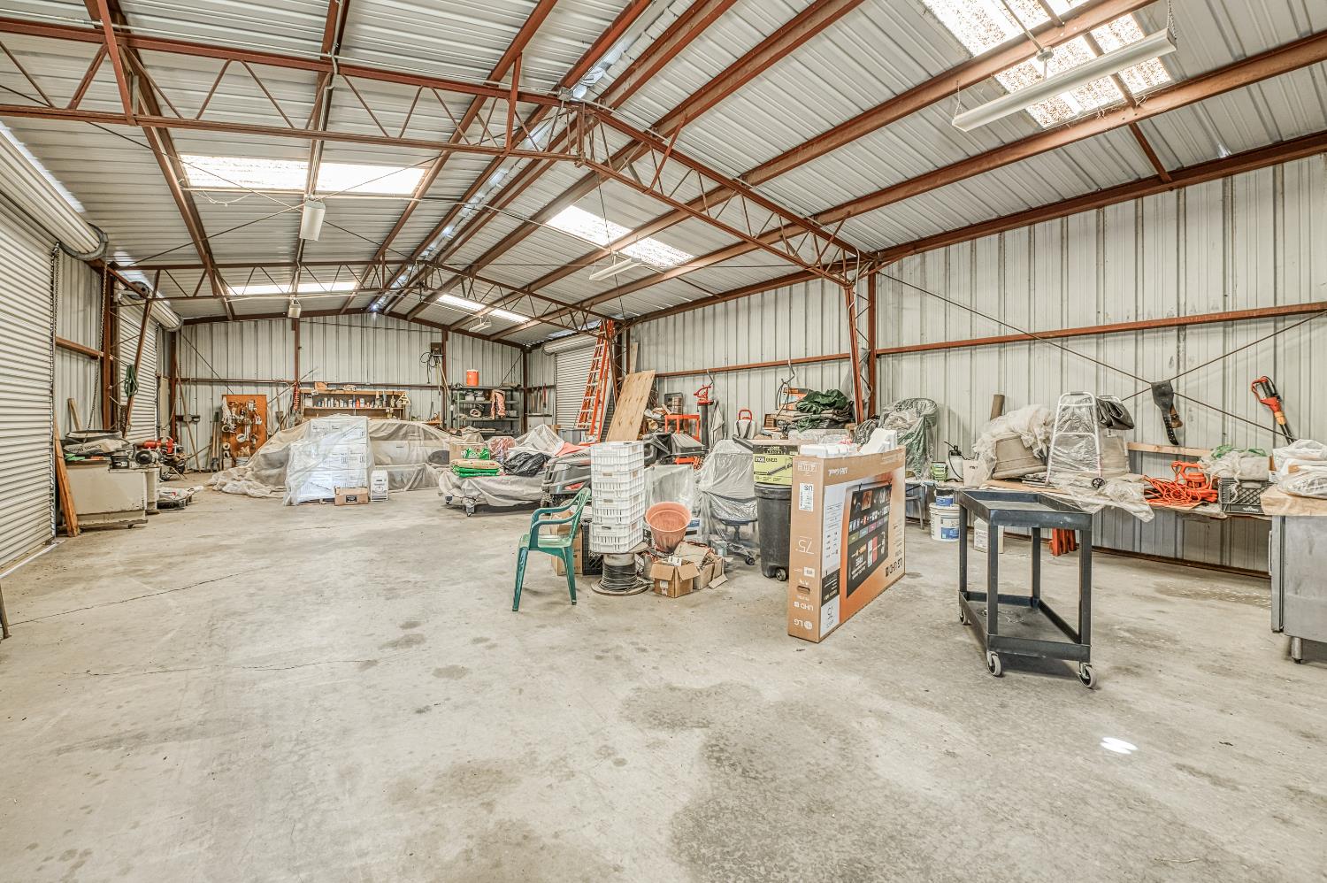 3590 S McCall Ave, Sanger, CA 93657