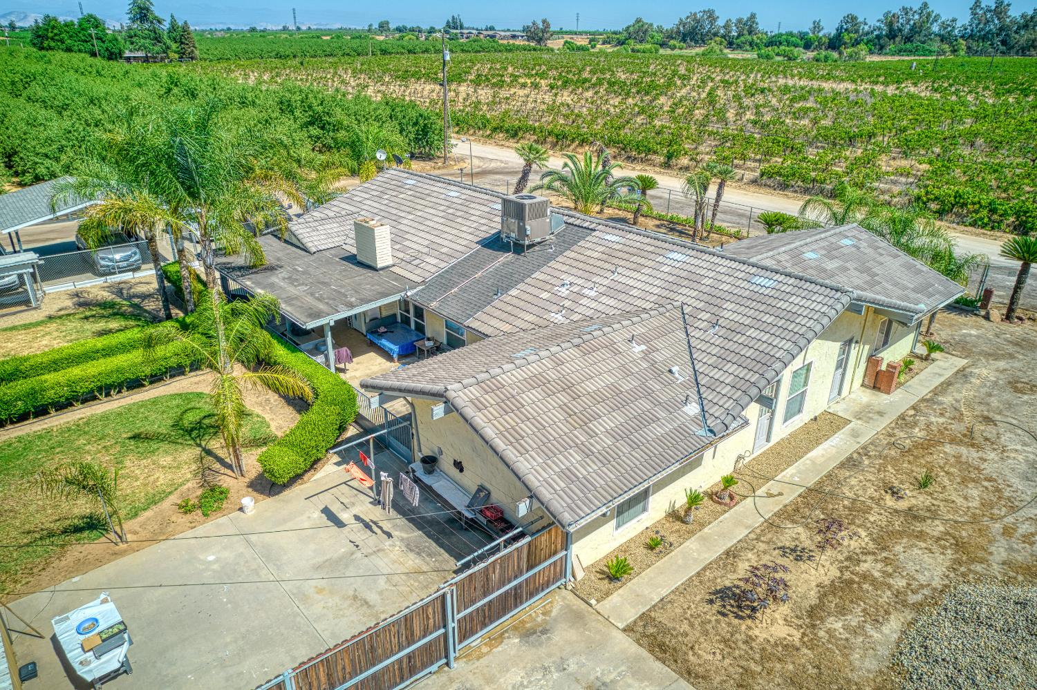 3590 S McCall Ave, Sanger, CA 93657