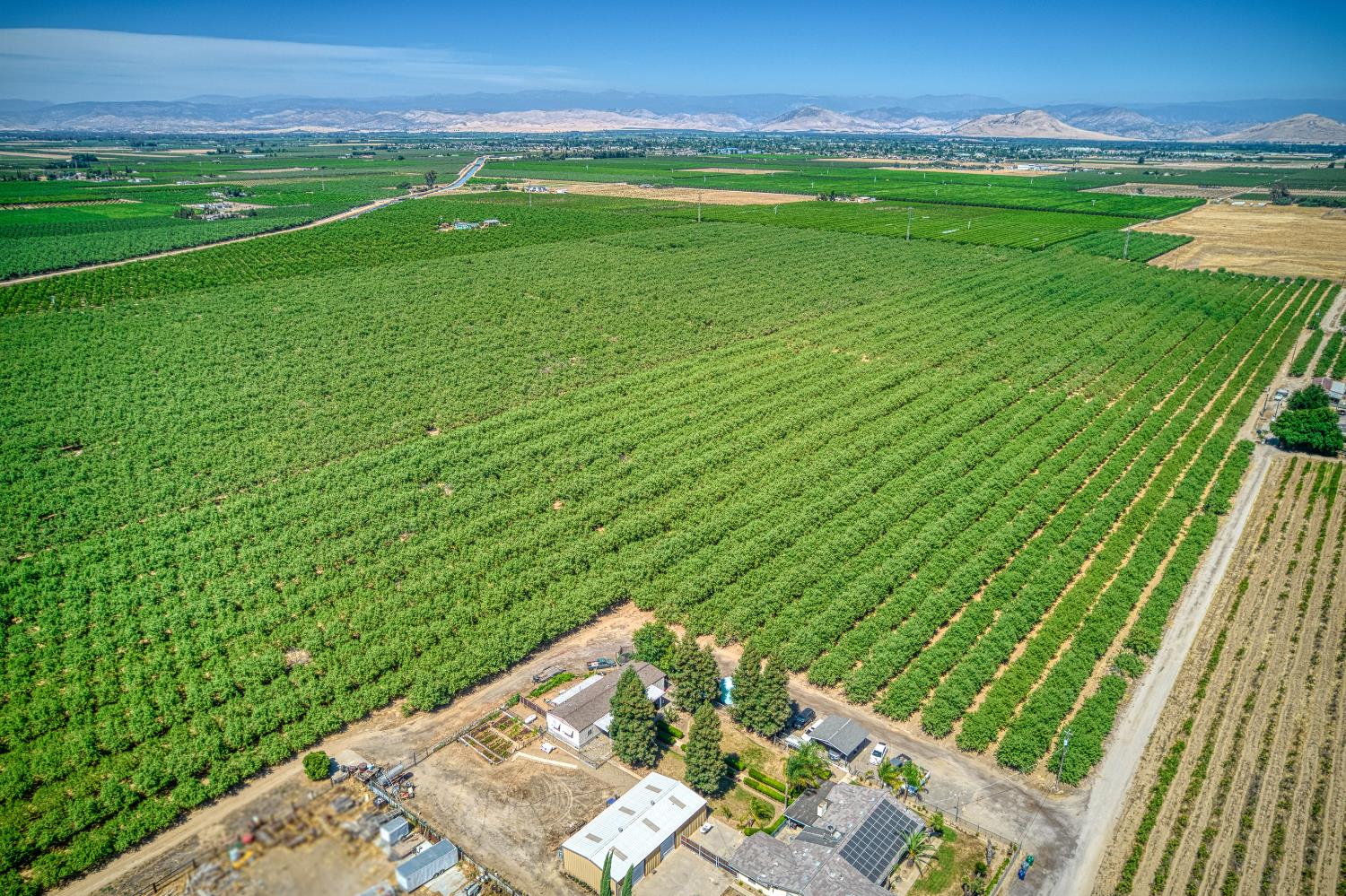 3590 S McCall Ave, Sanger, CA 93657