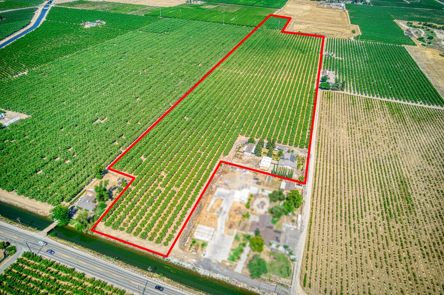 3590 S McCall Ave, Sanger, CA 93657