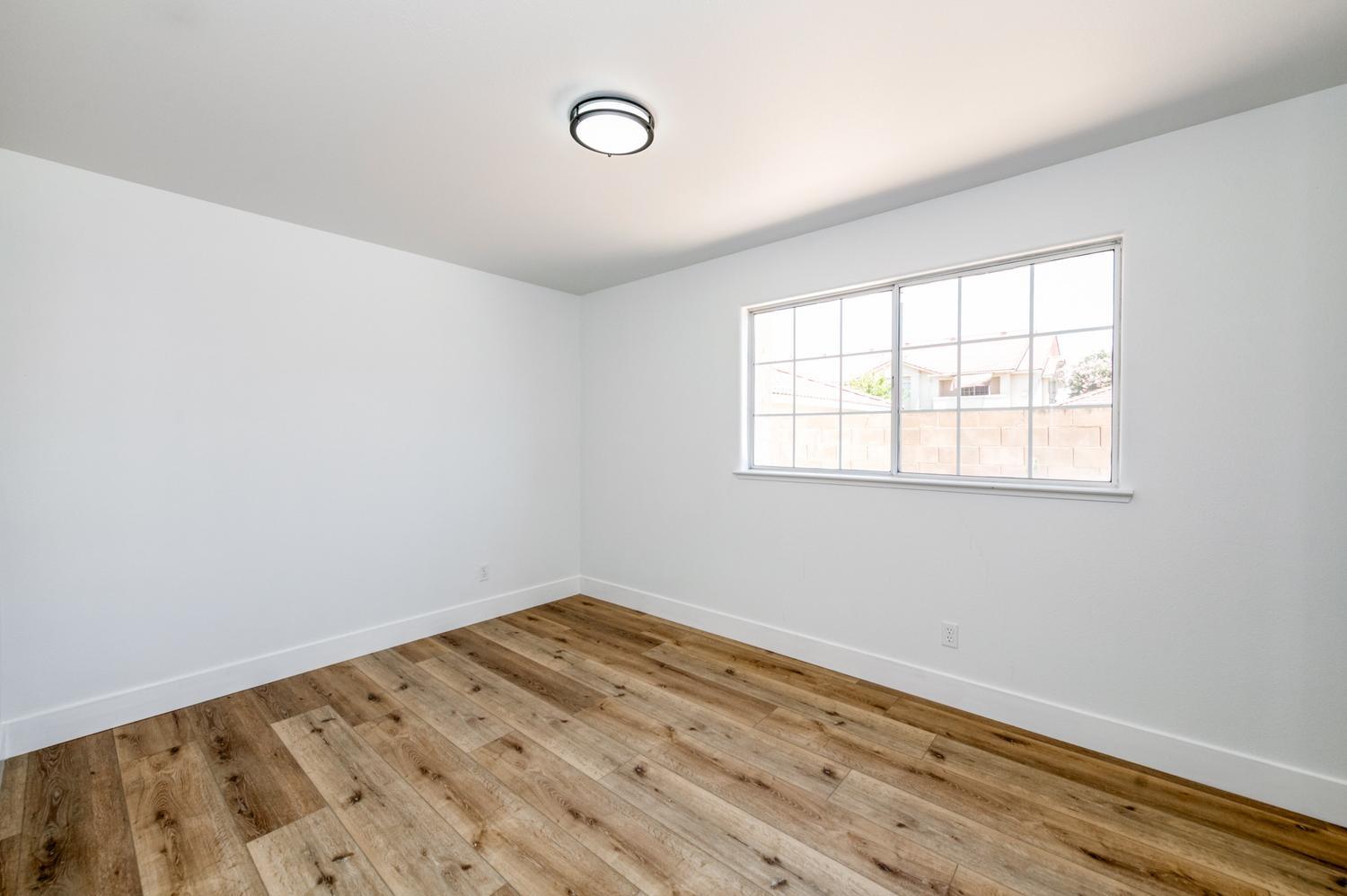 1542 E Alluvial Ave #119, Fresno, CA 93720
