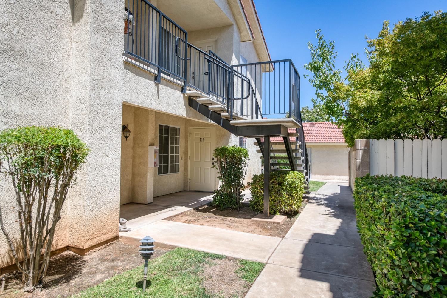1542 E Alluvial Ave #119, Fresno, CA 93720