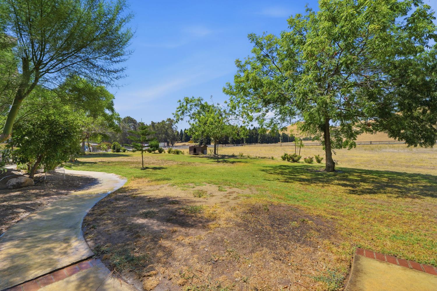 31061 Palm Dr, Exeter, CA 93221