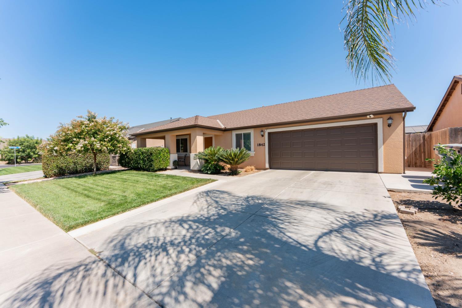 1842 Madalyn Ave, Tulare, CA 93274