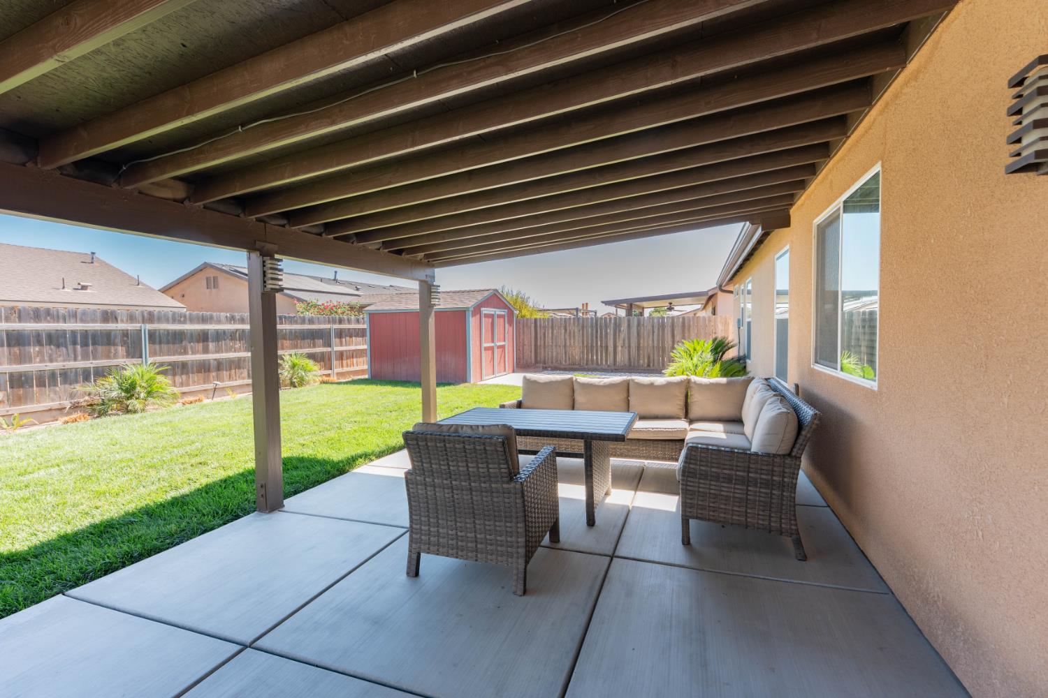 1842 Madalyn Ave, Tulare, CA 93274