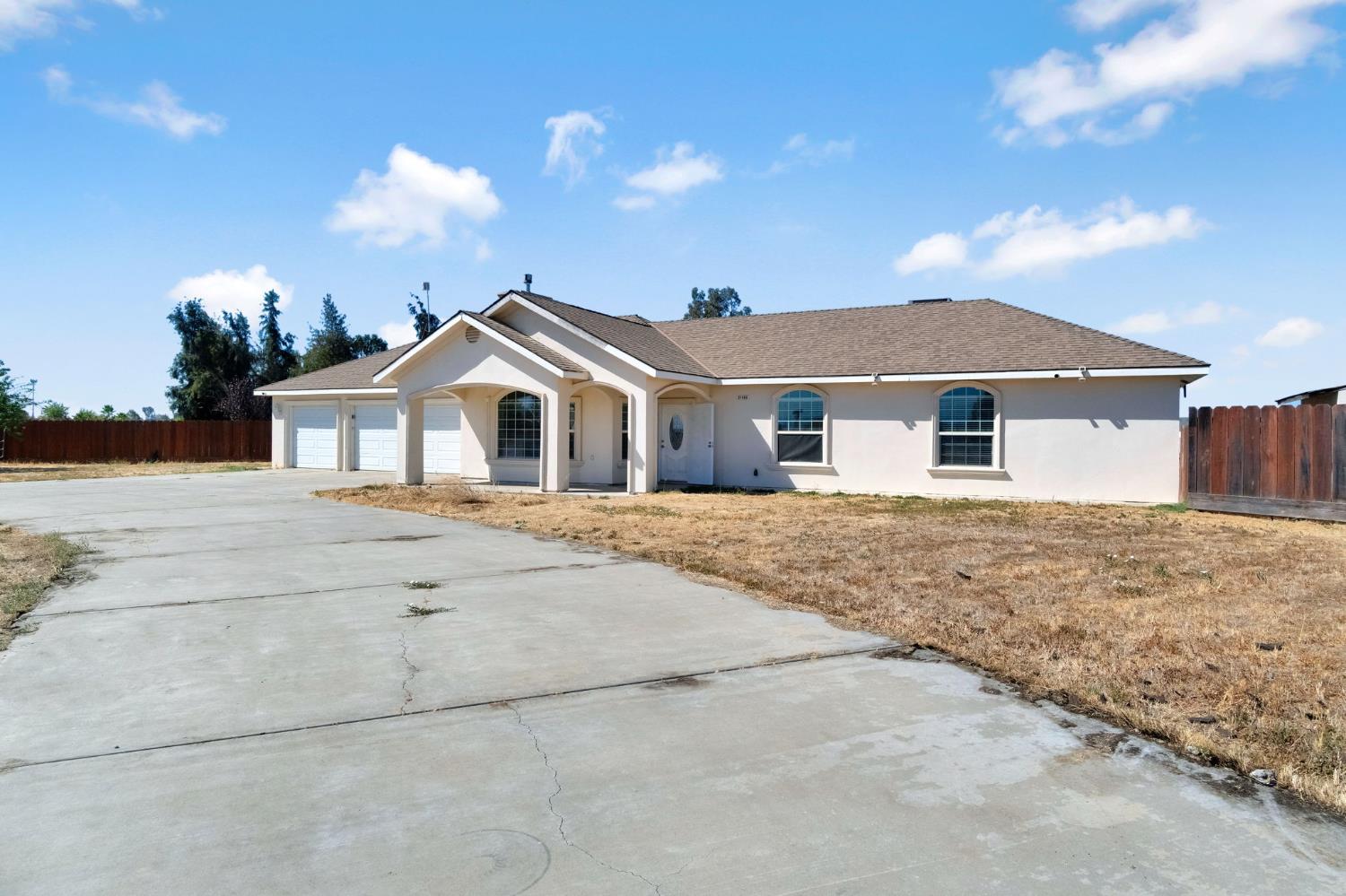 21466 Forest Glen Rd, Madera, CA 93638