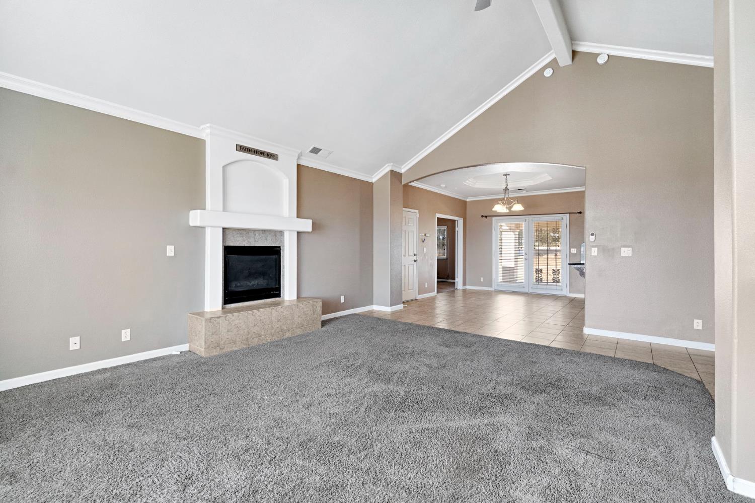 21466 Forest Glen Rd, Madera, CA 93638