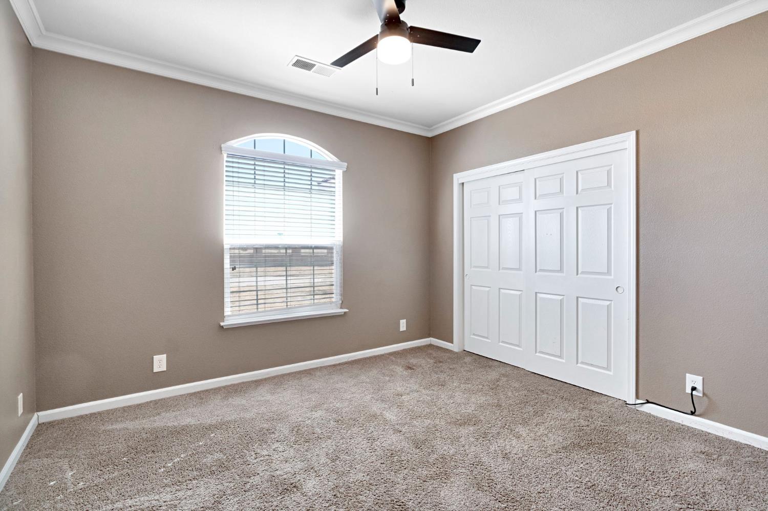 21466 Forest Glen Rd, Madera, CA 93638