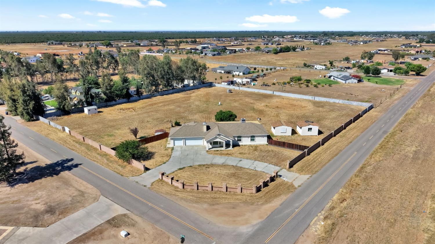 21466 Forest Glen Rd, Madera, CA 93638
