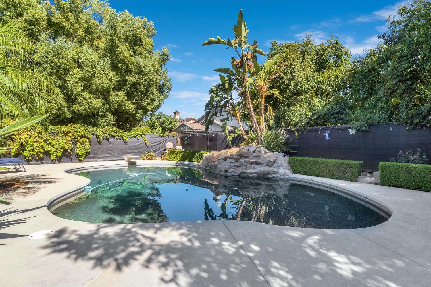 1687 Bedford Ave, Clovis, CA 93611