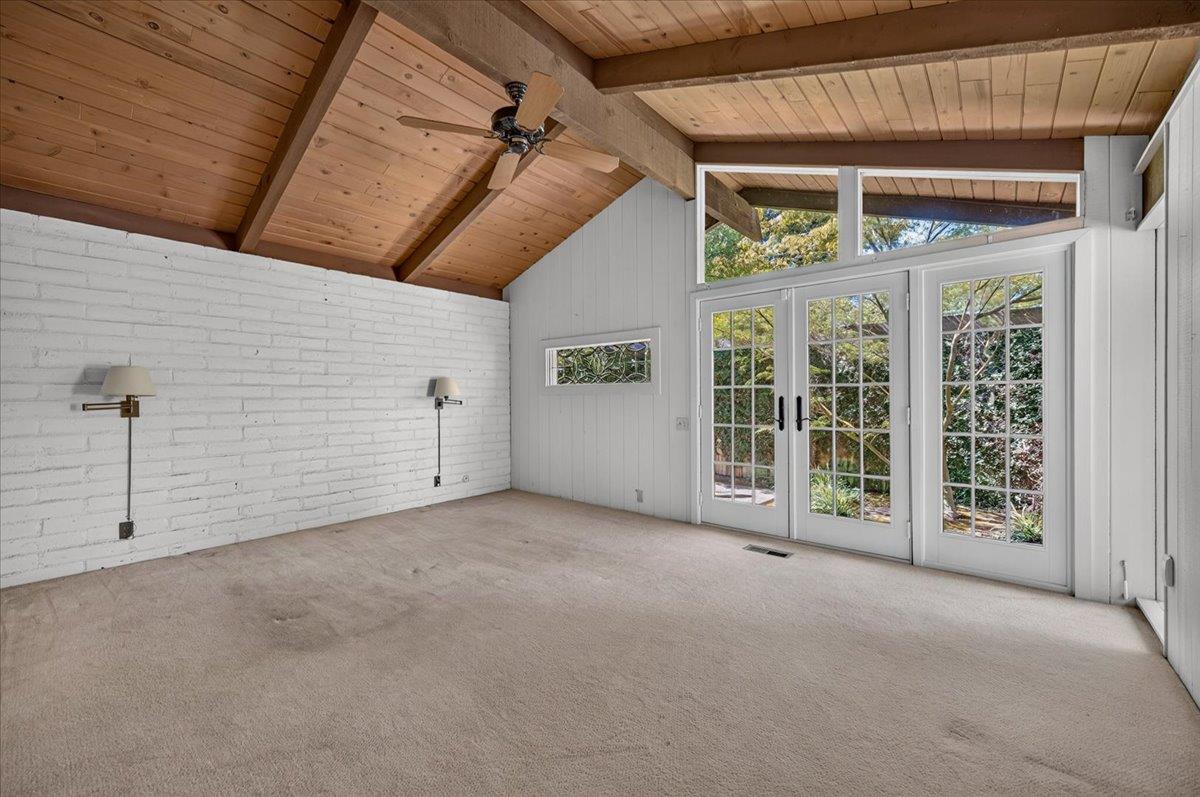 6687 N Woodson Ave, Fresno, CA 93711
