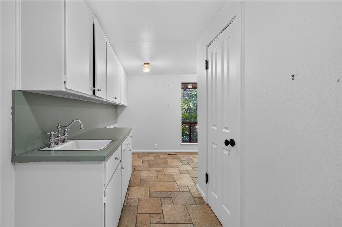 6687 N Woodson Ave, Fresno, CA 93711