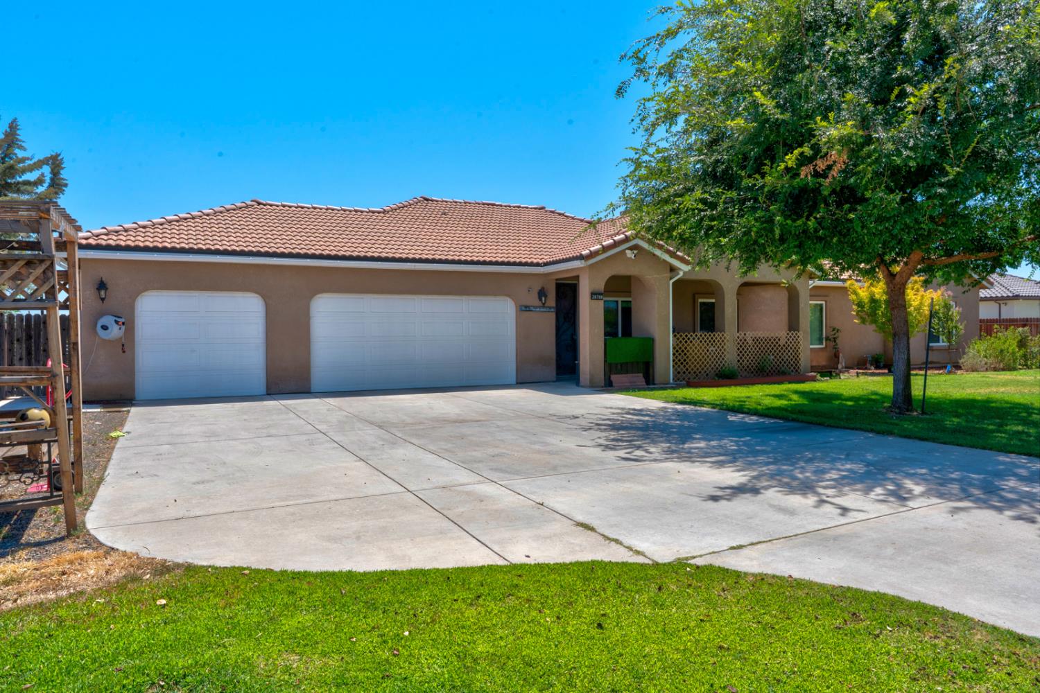 28788 Avenue 16, Madera, CA 93636