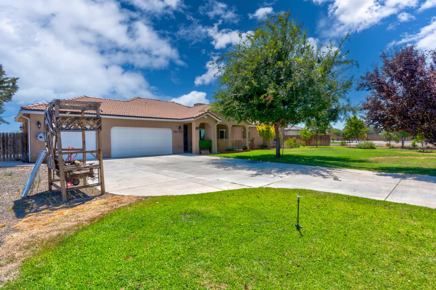 28788 Avenue 16, Madera, CA 93636