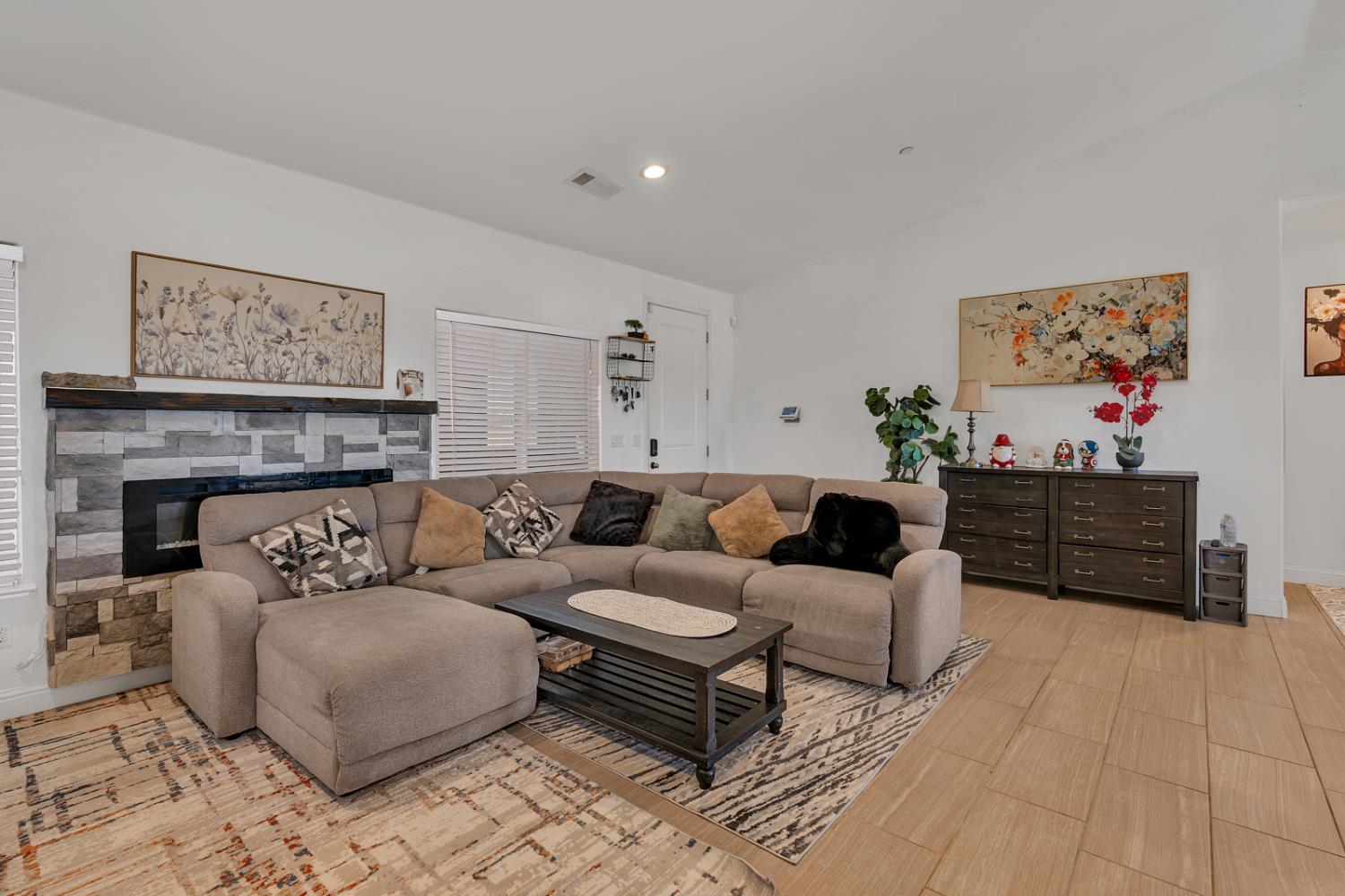 28788 Avenue 16, Madera, CA 93636
