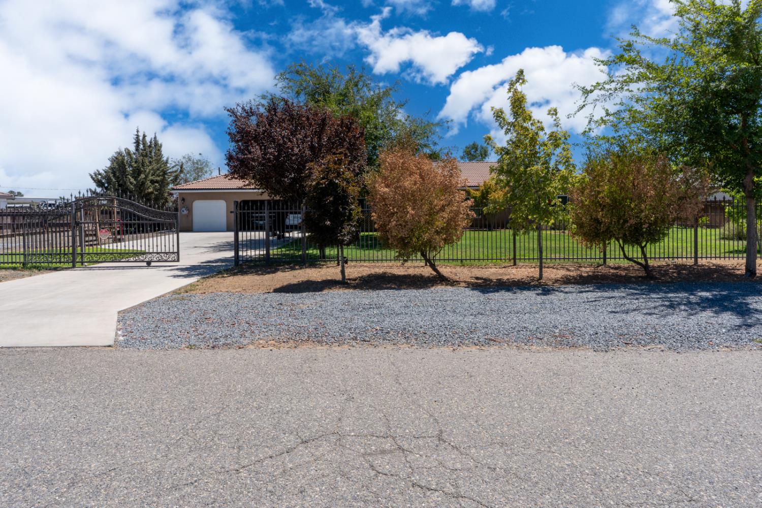 28788 Avenue 16, Madera, CA 93636