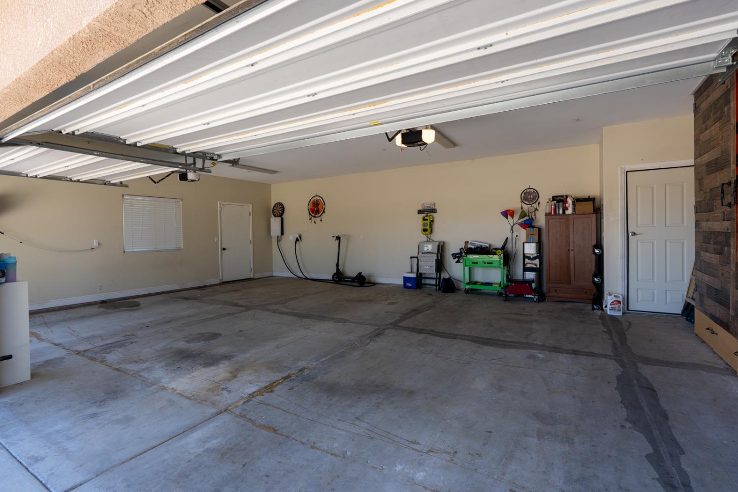28788 Avenue 16, Madera, CA 93636