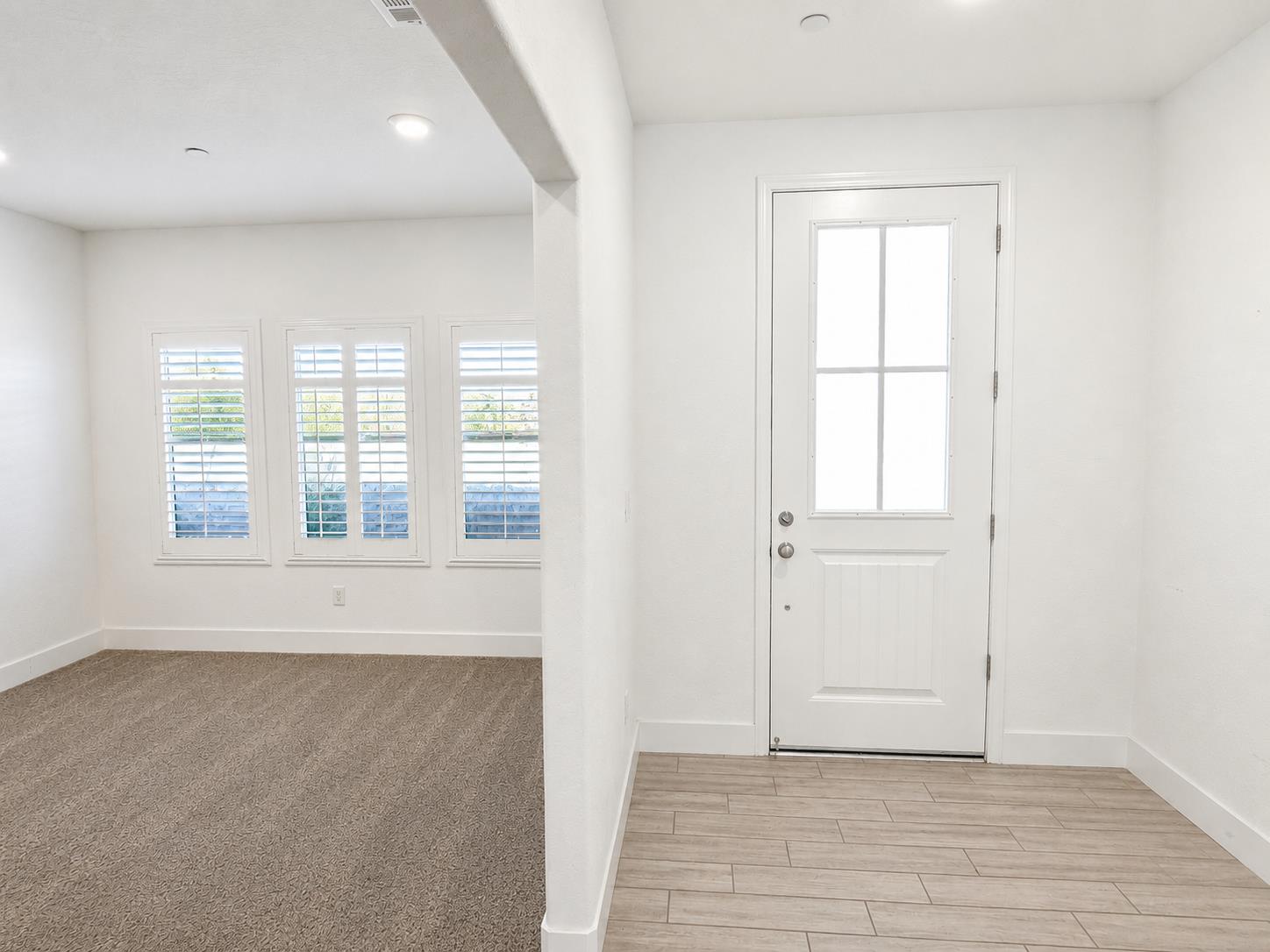 2108 N Mitchell St, Hanford, CA 93230