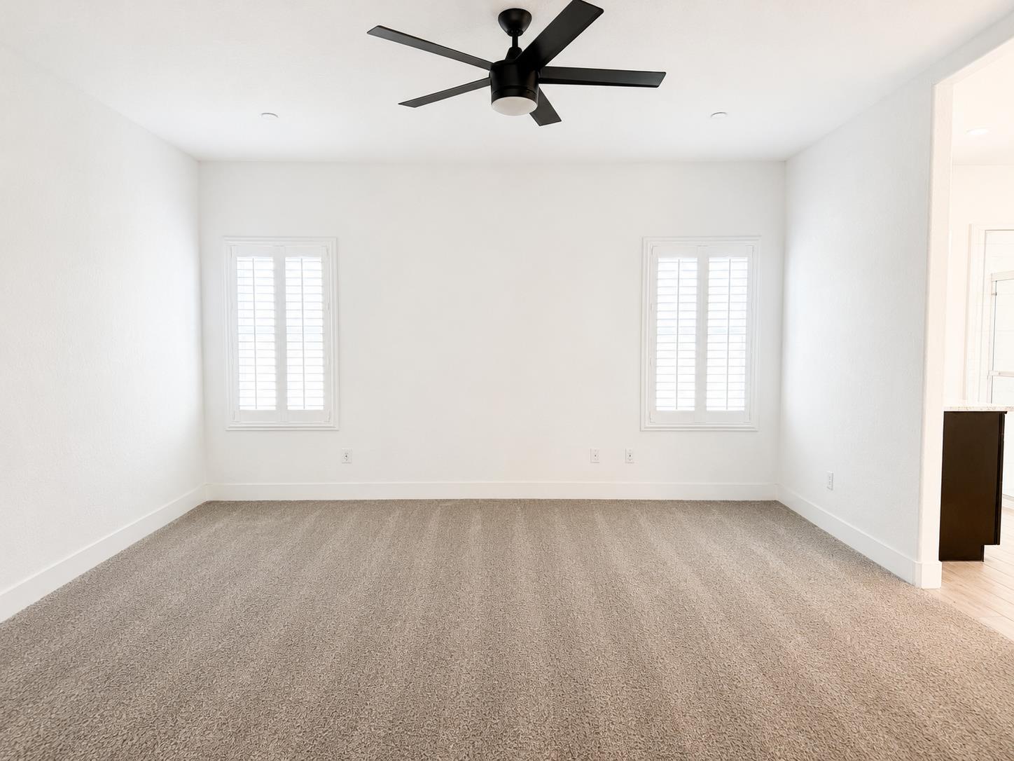 2108 N Mitchell St, Hanford, CA 93230