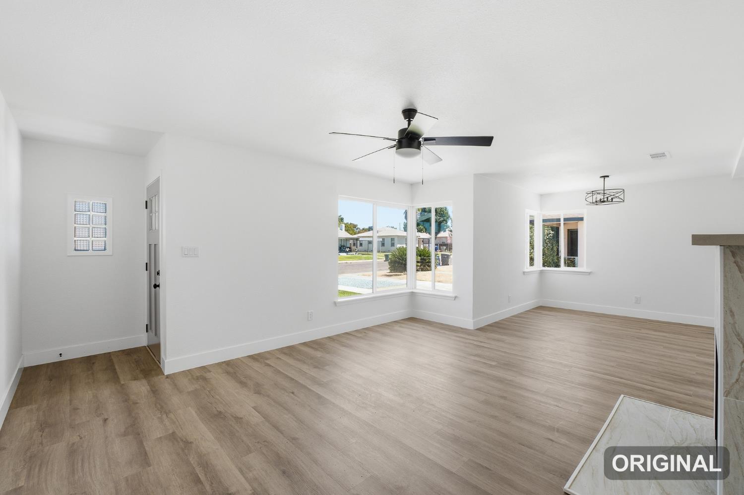 1373 N Esther Way, Fresno, CA 93728