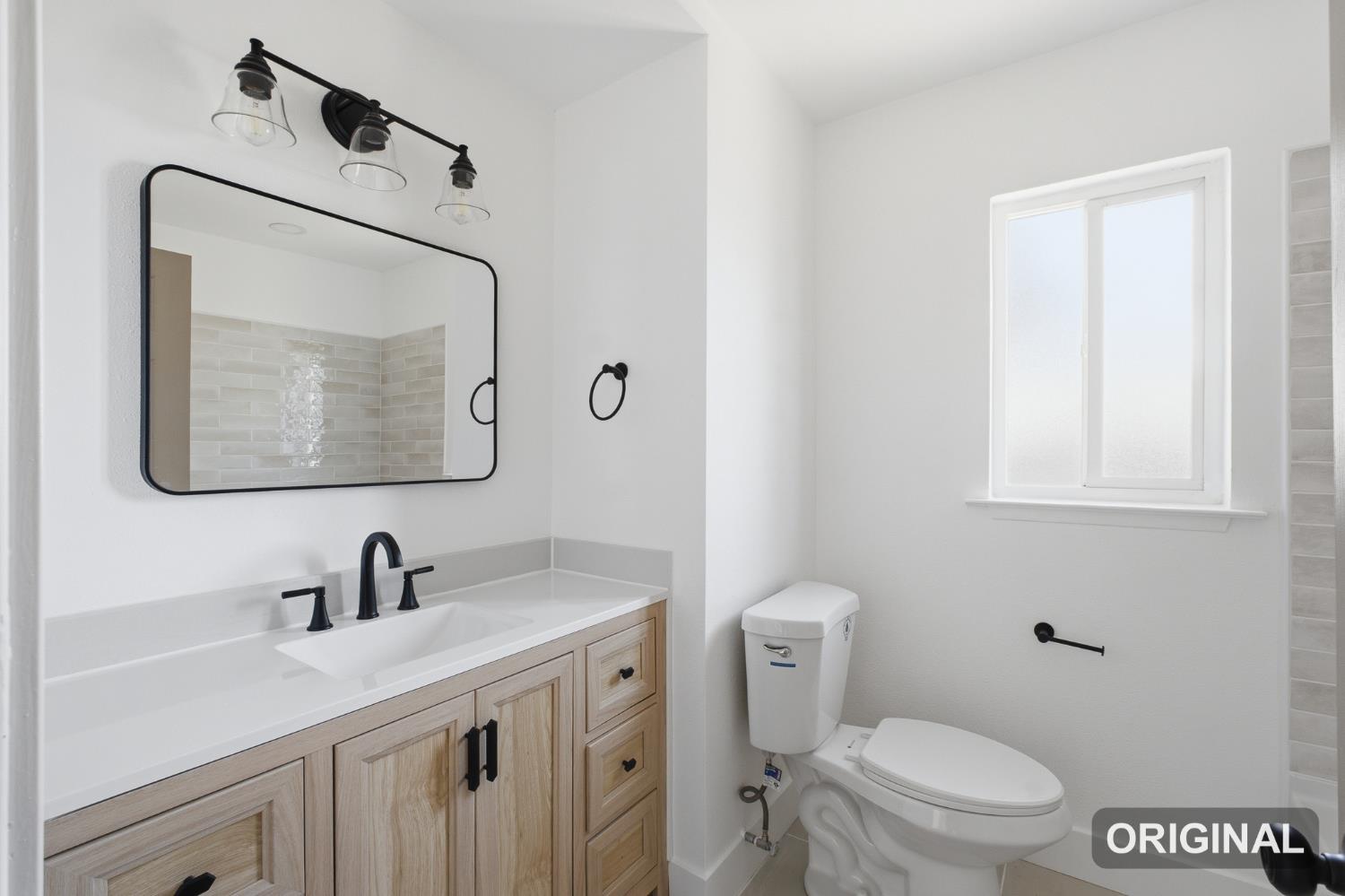 1373 N Esther Way, Fresno, CA 93728