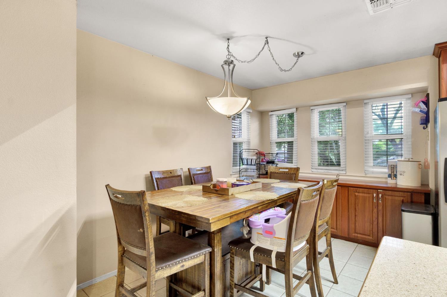 5093 W Los Altos, Fresno, CA 93722