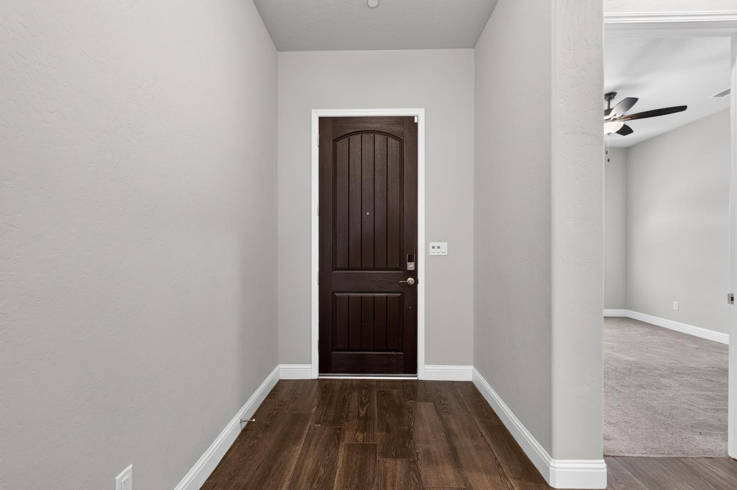 11315 N Via San Toma Dr, Fresno, CA 93730
