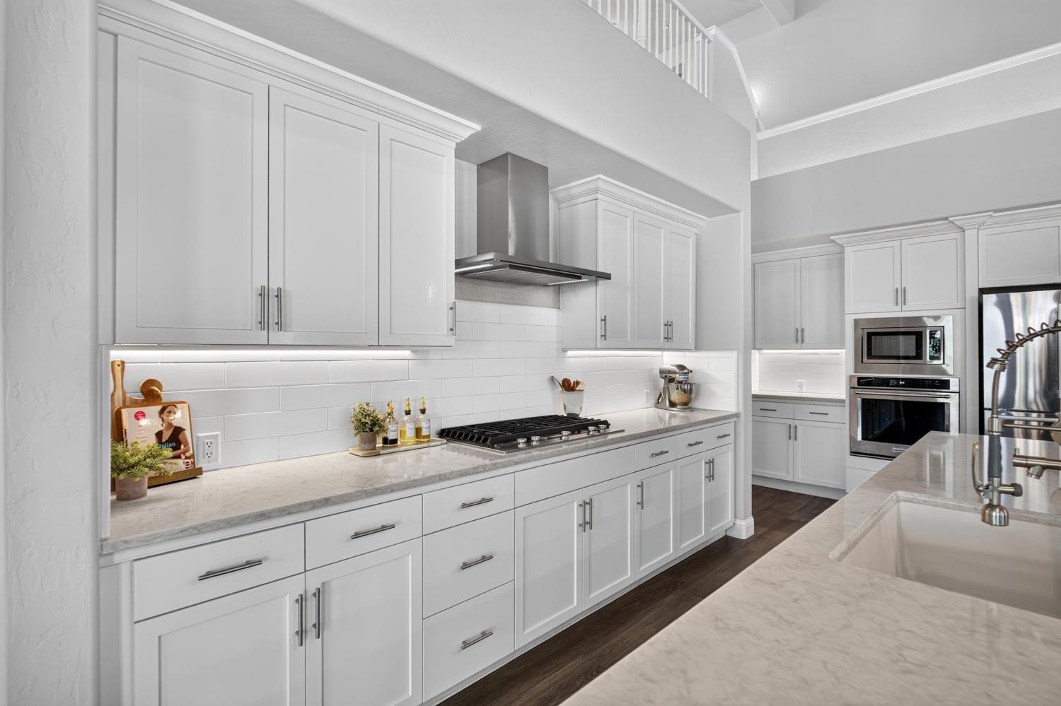 11315 N Via San Toma Dr, Fresno, CA 93730