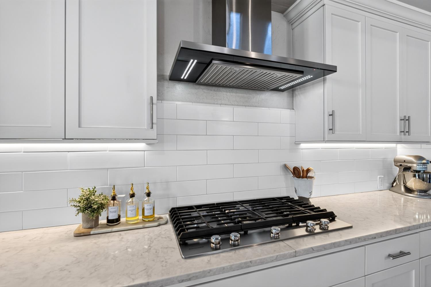 11315 N Via San Toma Dr, Fresno, CA 93730