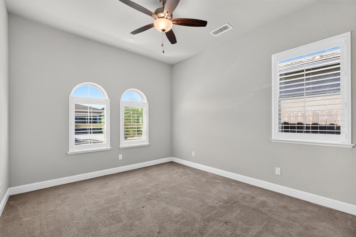 11315 N Via San Toma Dr, Fresno, CA 93730