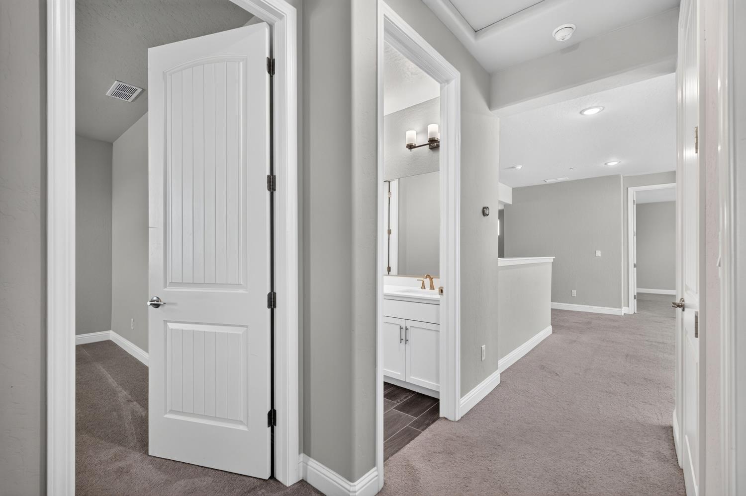 11315 N Via San Toma Dr, Fresno, CA 93730