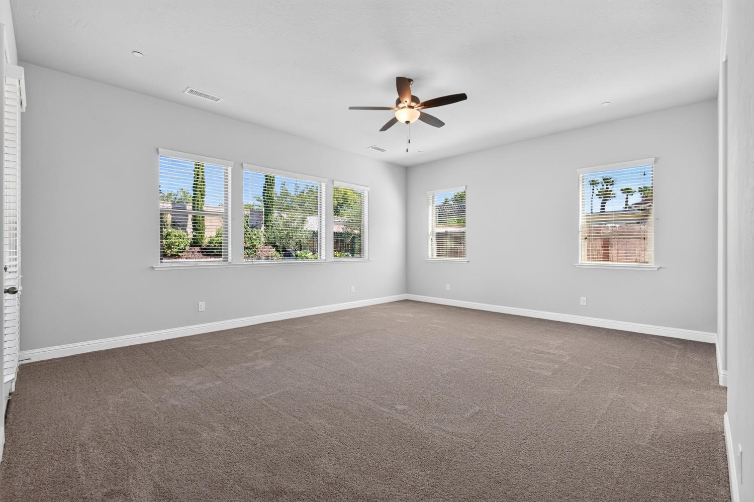 11315 N Via San Toma Dr, Fresno, CA 93730